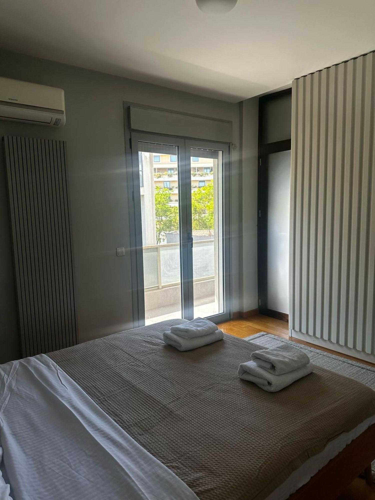 Spacious Stylish Flat At Acropolis Area! Atene Esterno foto